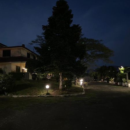 דירות Montecorvino Pugliano Al Rifugio מראה חיצוני תמונה